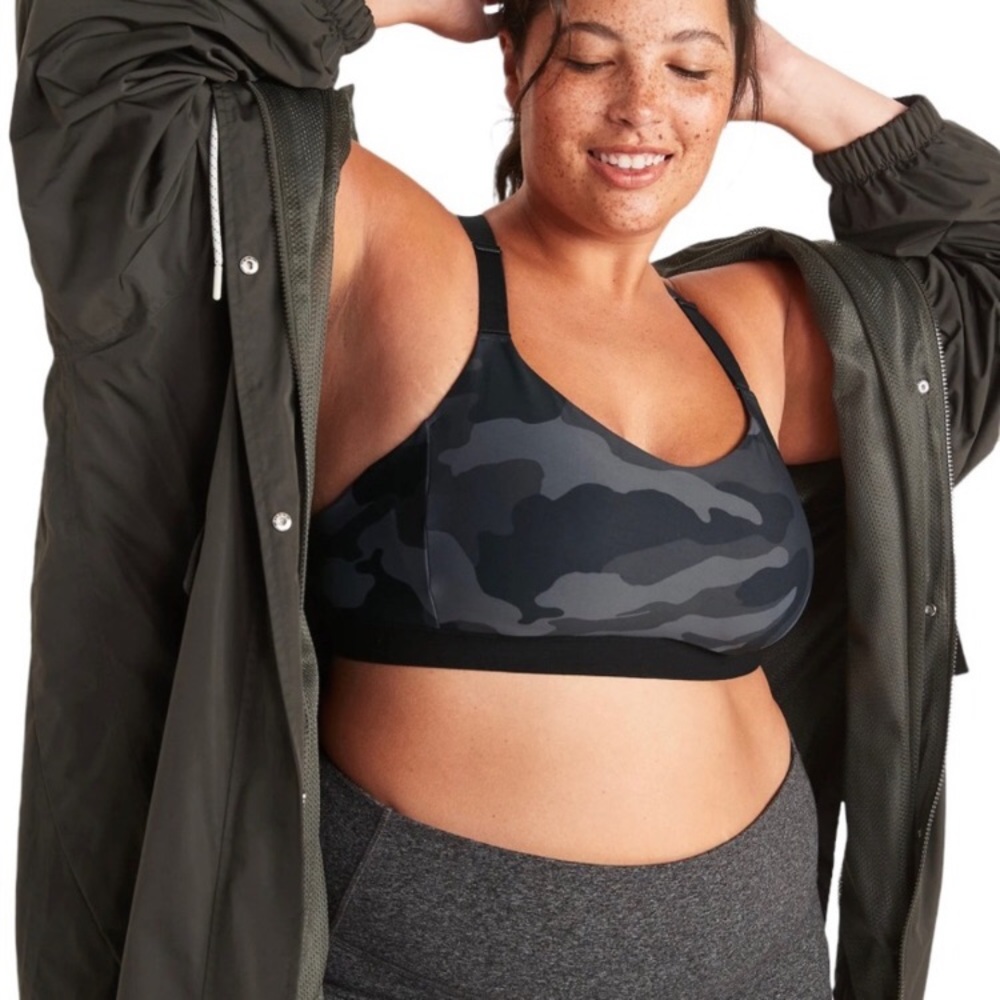 Old Navy Plus Size Medium Support PowerSoft Adjustable-Strap Sports Bra